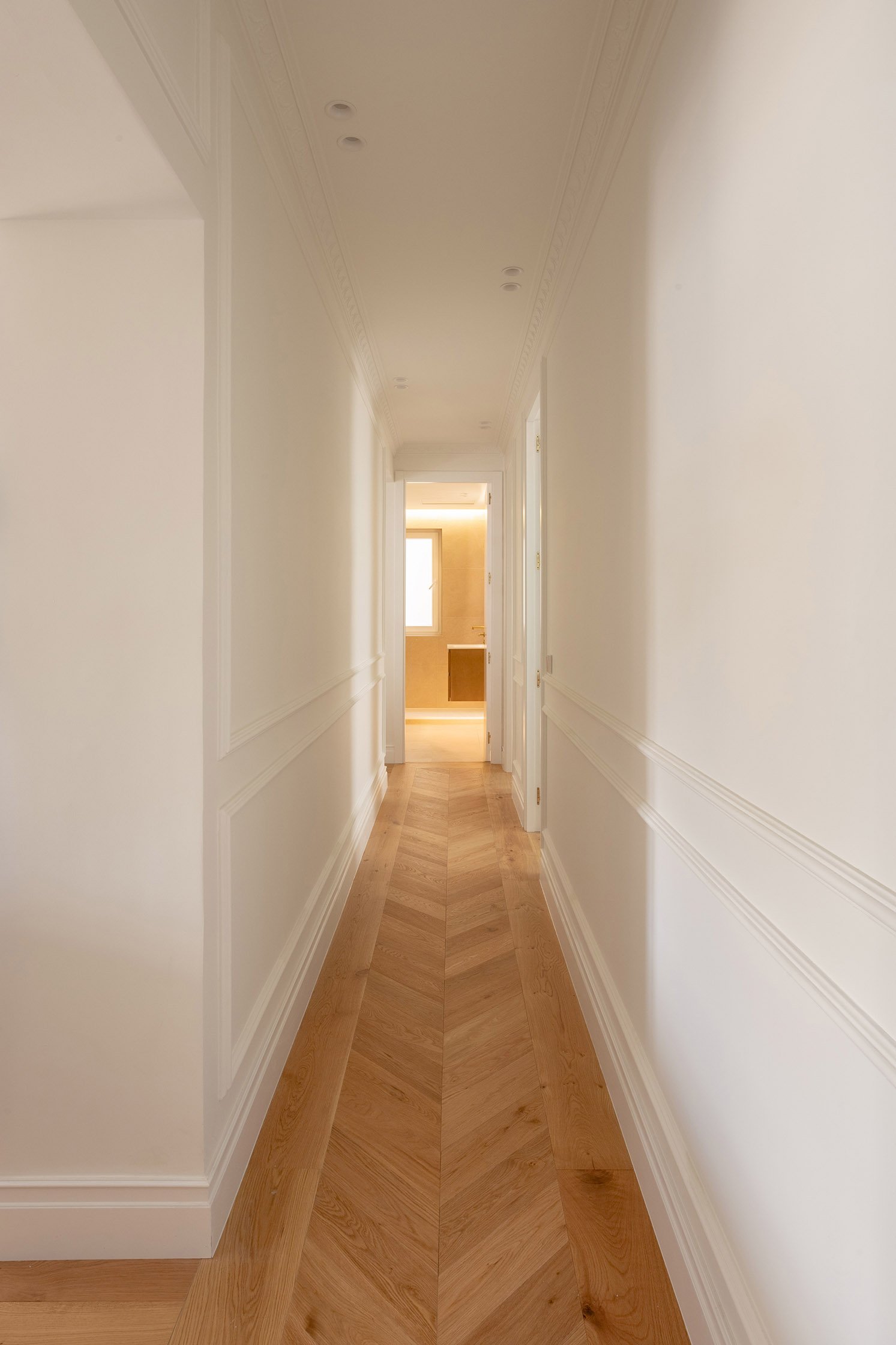 PISO CLAUDIO COELLO 126-7_2